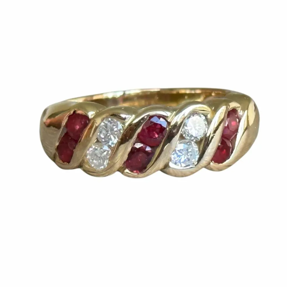Bague rubis diamants or jaune 18 carats