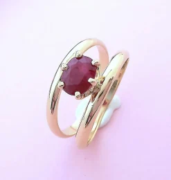 Bague Rubis en solitaire Or Jaune