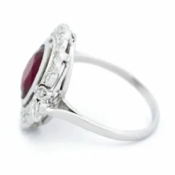 Bague rubis entourage diamants