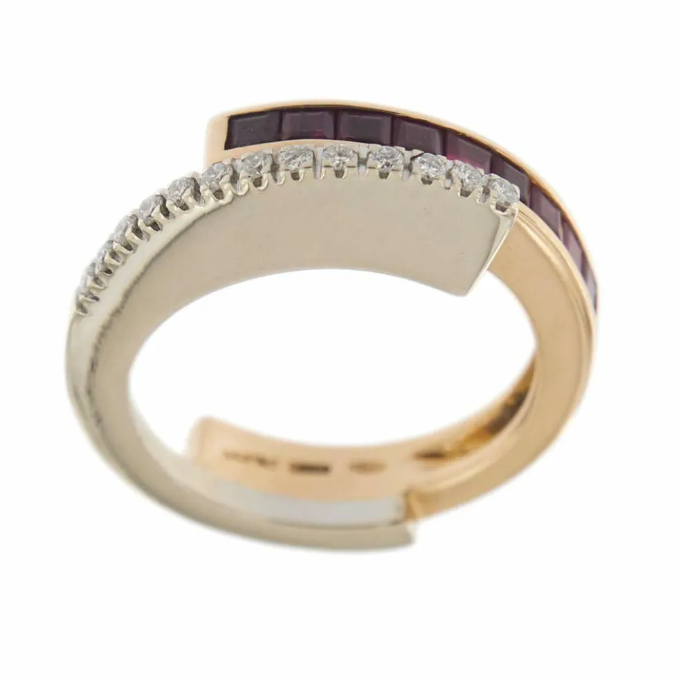Bague rubis et diamants