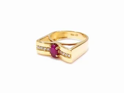 Bague rubis et diamants