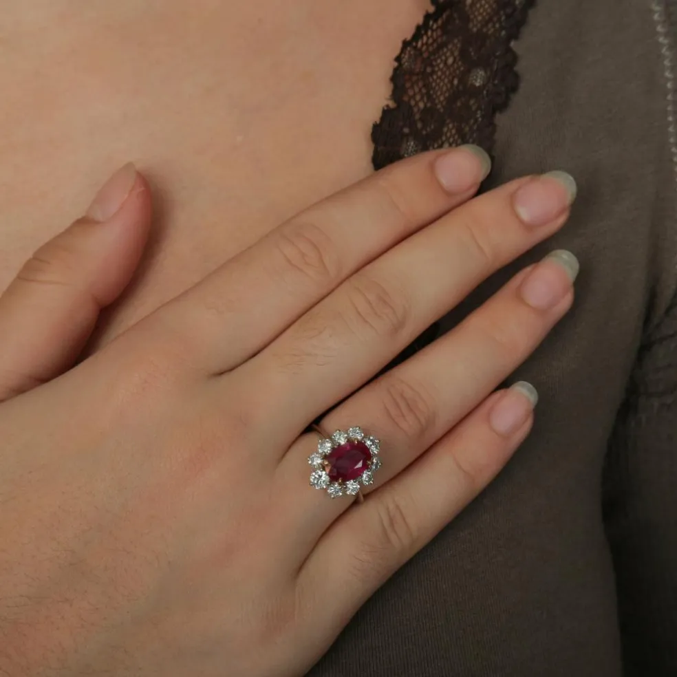 Bague rubis et diamants