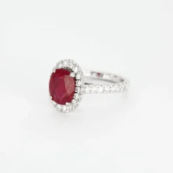 Bague rubis et diamants