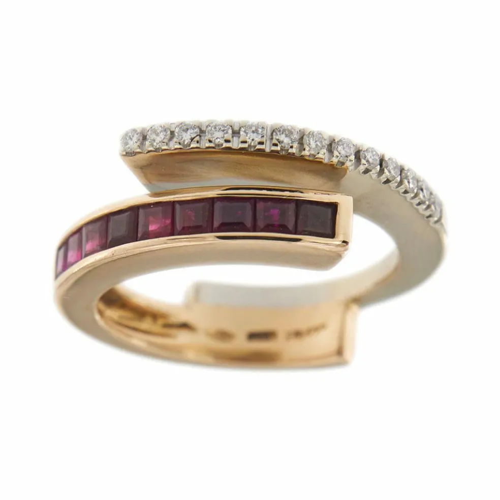 Bague rubis et diamants