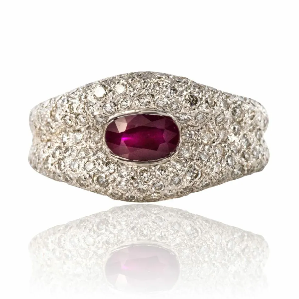 Bague Rubis et pavage de Diamants