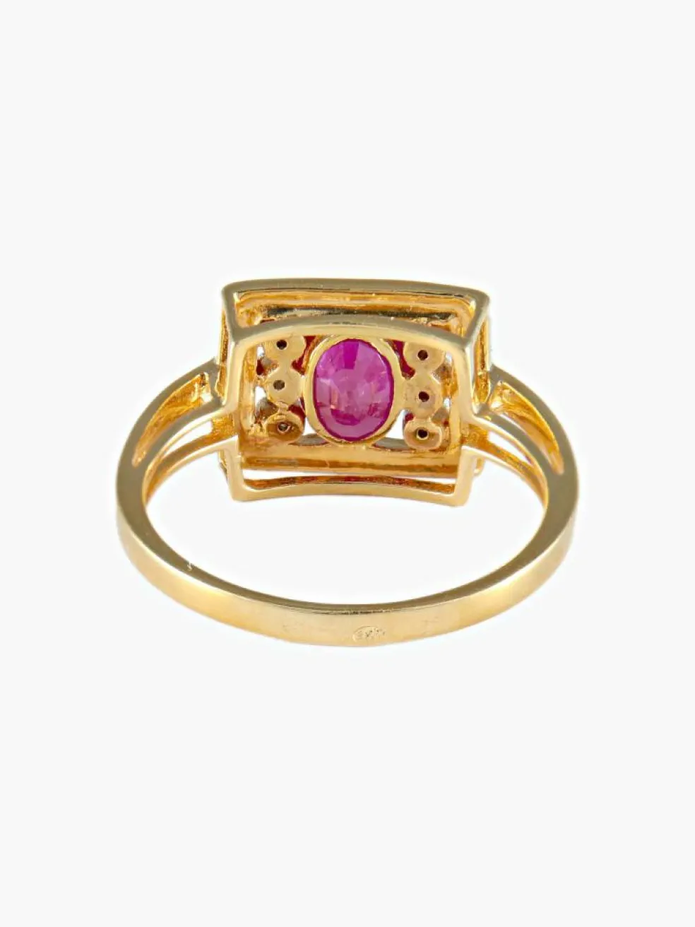 Bague Rubis et six Diamants