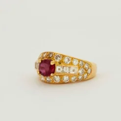 BAGUE RUBIS PAVEE DE DIAMANTS