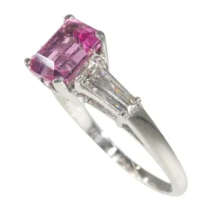 Bague rubélite et diamant