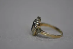 Bague saphir bleu époque victorienne
