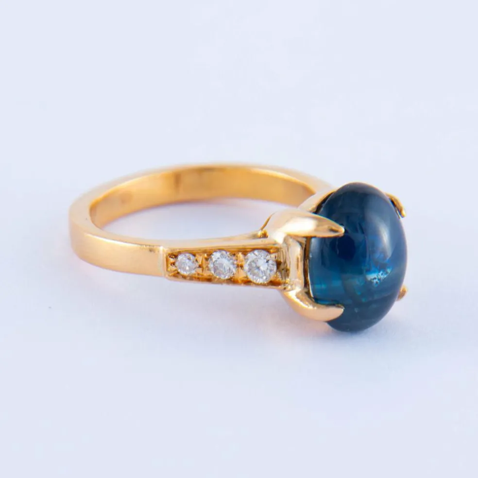 Bague Saphir Cabochon Diamants