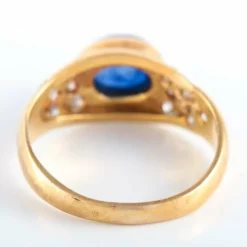 Bague saphir cabochon et diamants