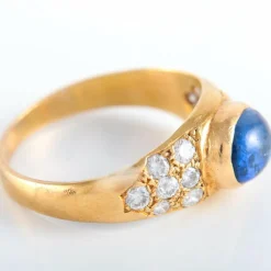 Bague saphir cabochon et diamants