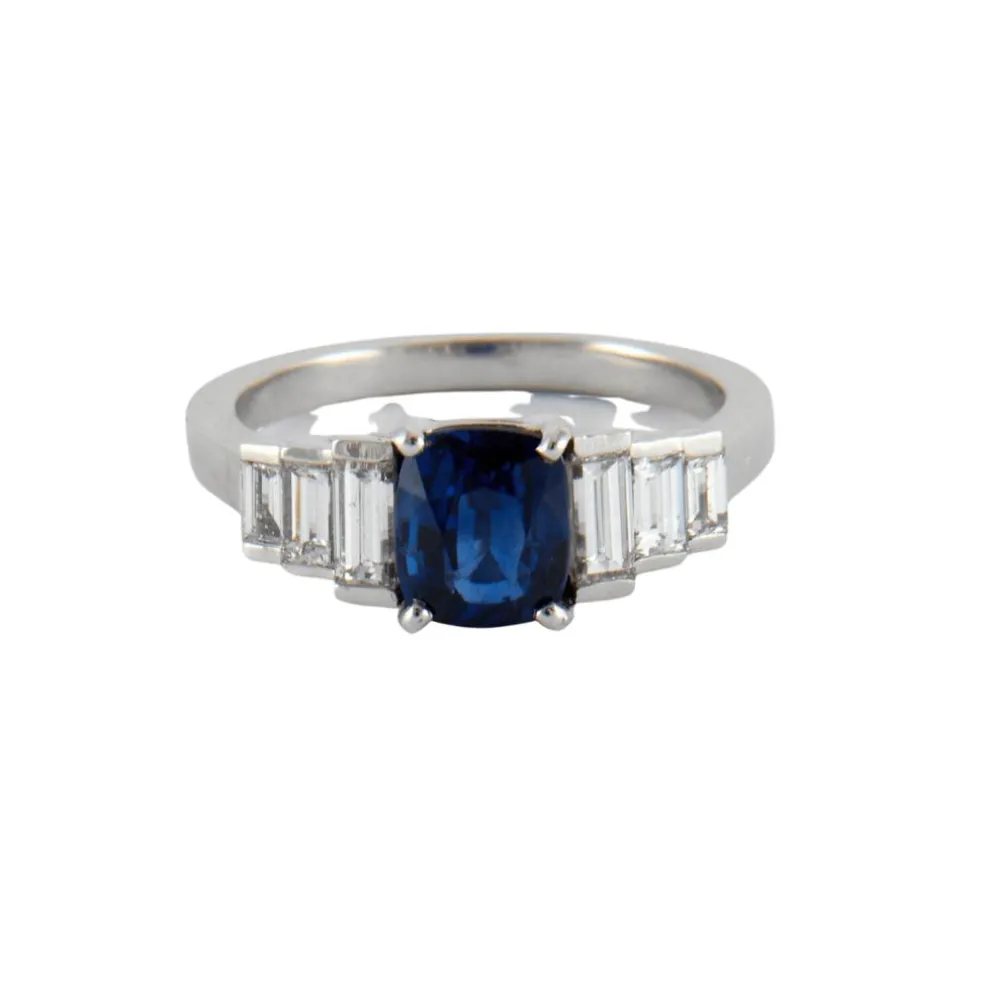 Bague Saphir coussin 1.49ct et Diamants