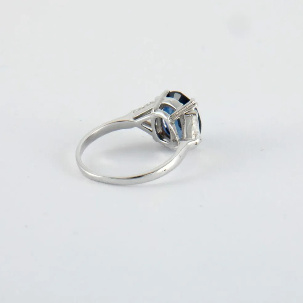Bague Saphir 2.64ct et Diamants