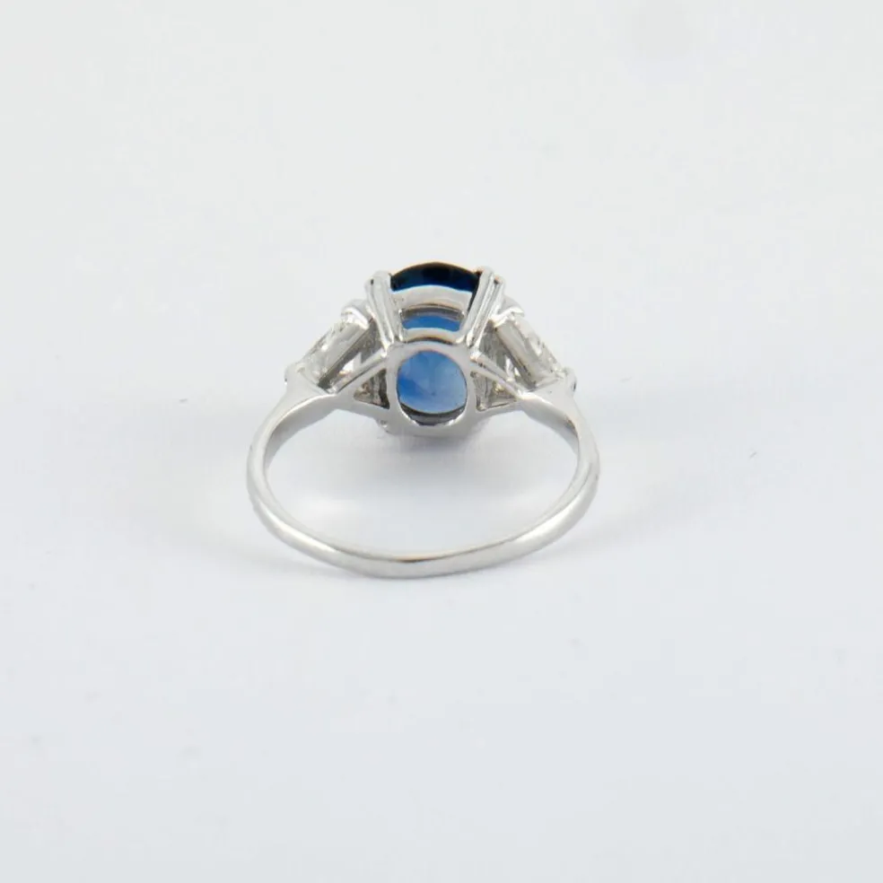 Bague Saphir 2.64ct et Diamants