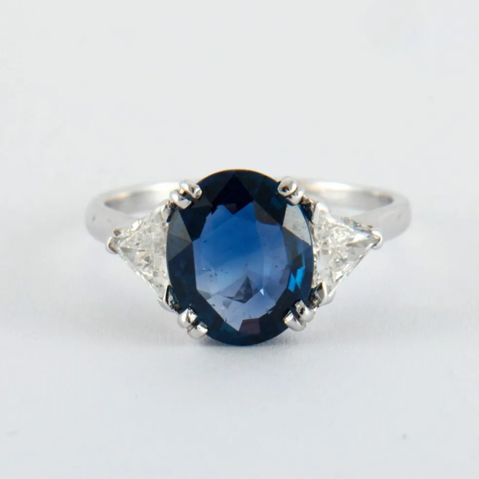 Bague Saphir 2.64ct et Diamants