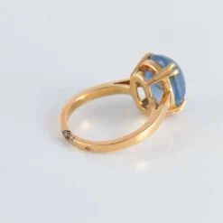 Bague Saphir de Ceylan cabochon