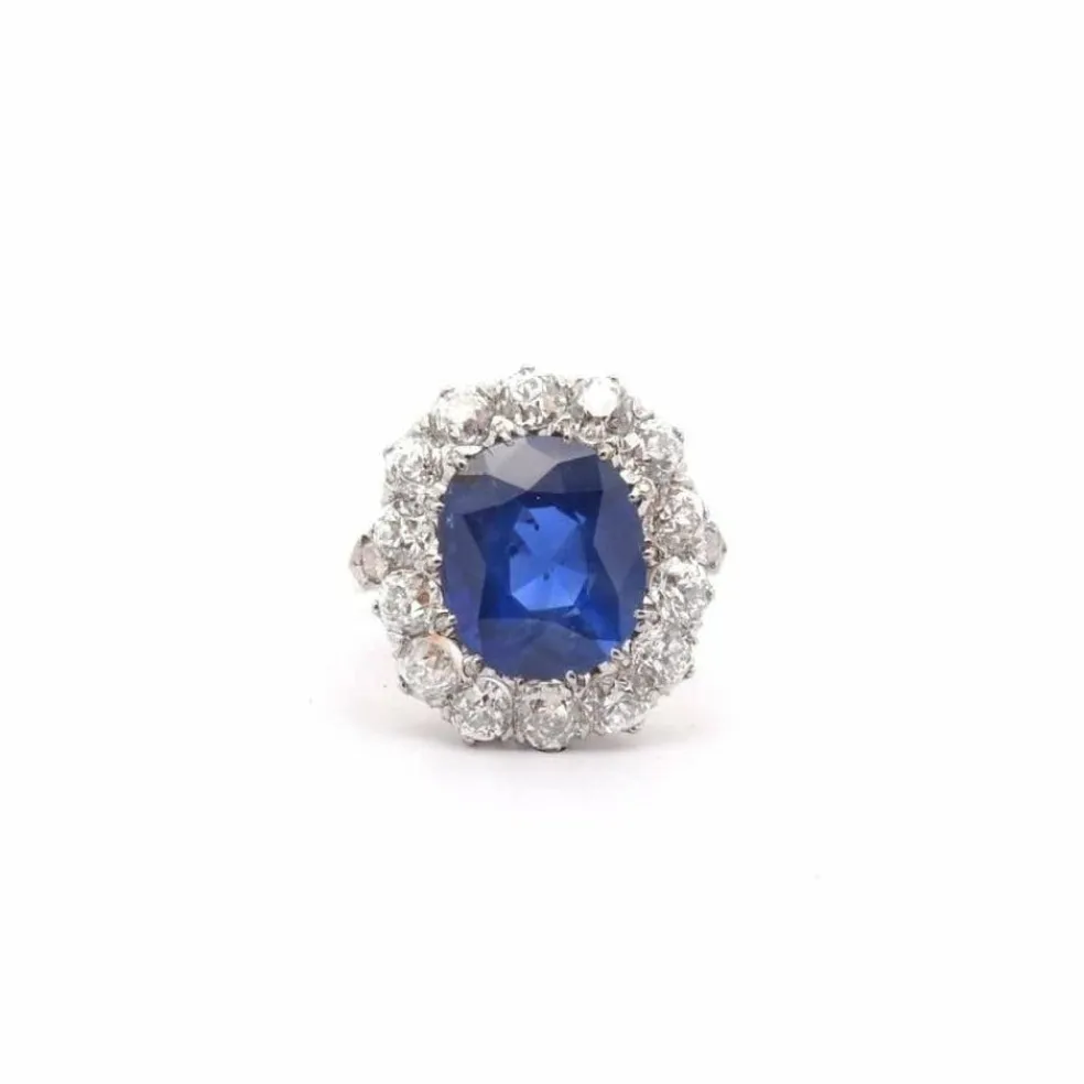 Bague saphir de Ceylan de 6,44cts et diamants