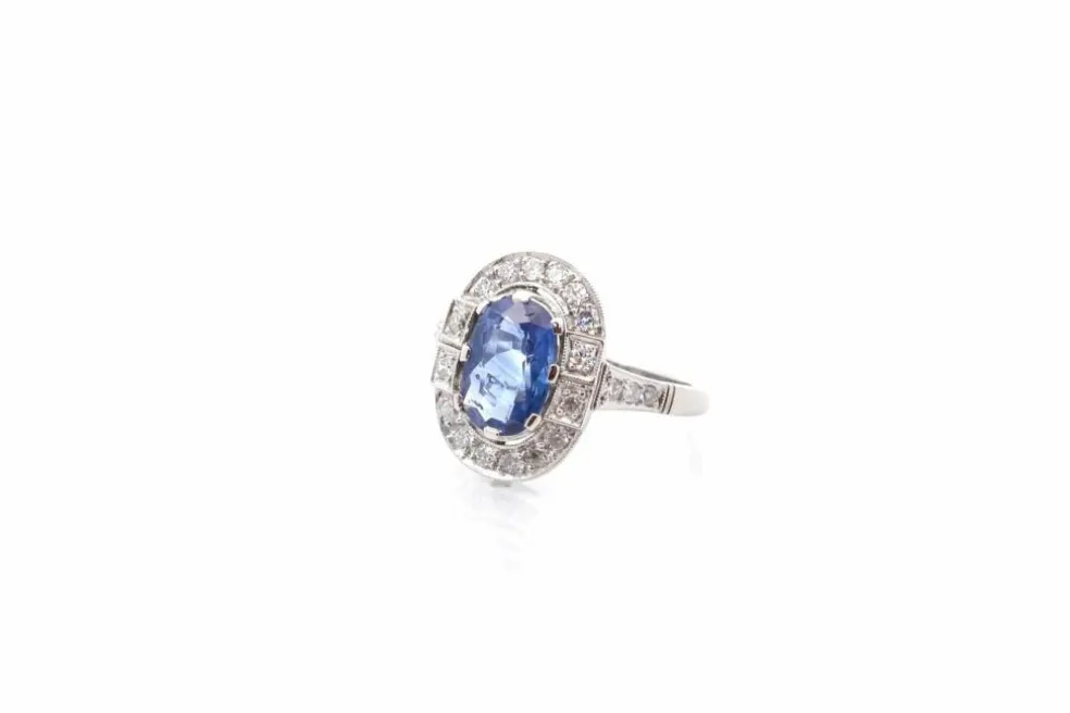 Bague saphir de 2,20cts et diamants