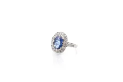 Bague saphir de 2,20cts et diamants