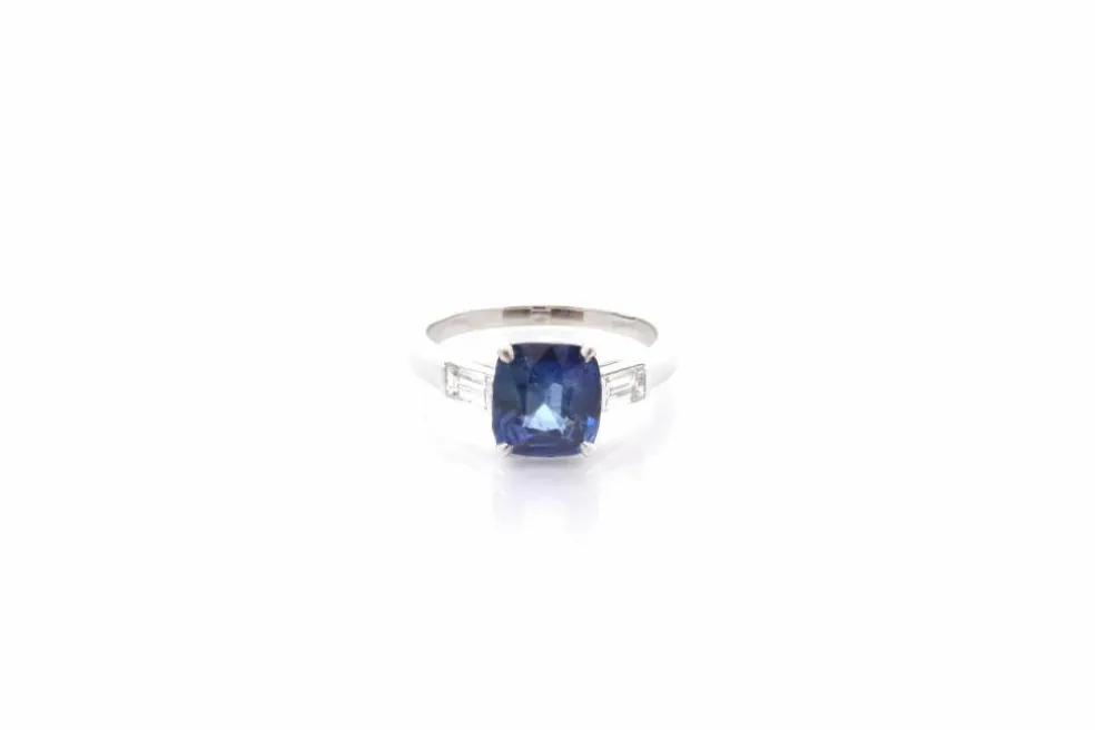 Bague saphir de 2,22cts et diamants