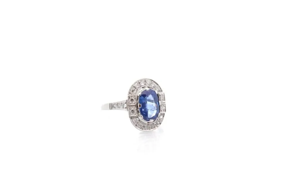 Bague saphir de 2,20cts et diamants