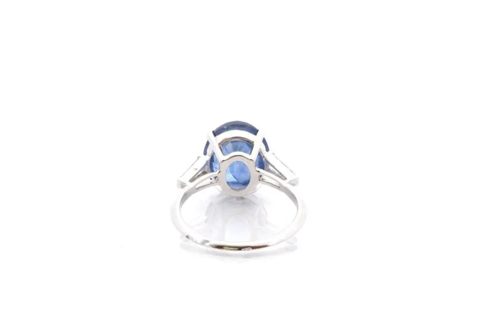 Bague saphir de 7cts et diamants