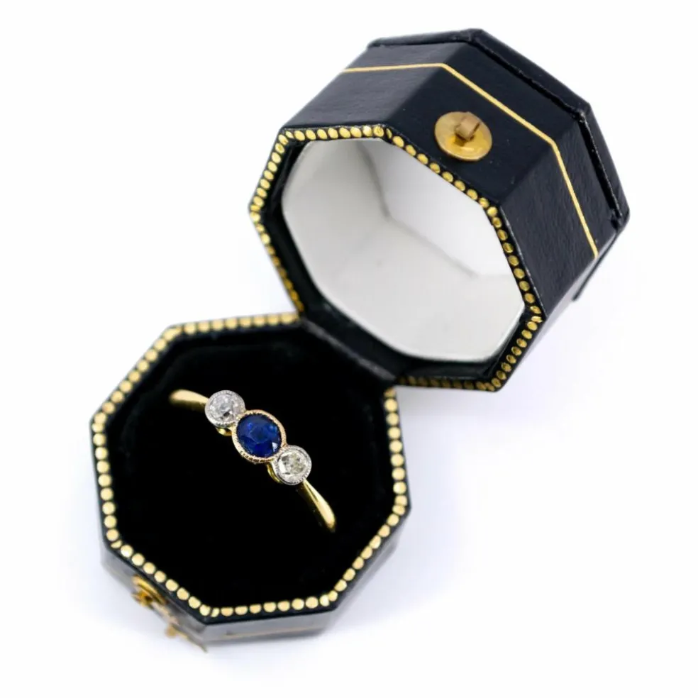 Bague Saphir, Diamants