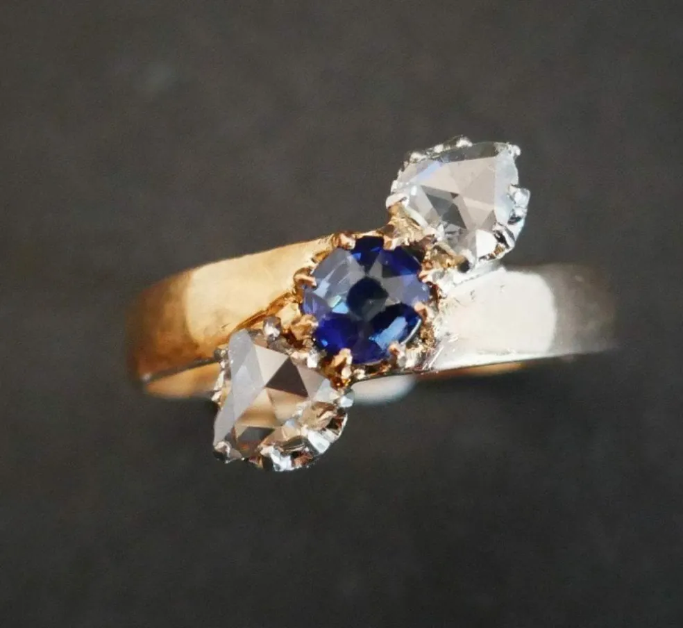 Bague saphir et diamants