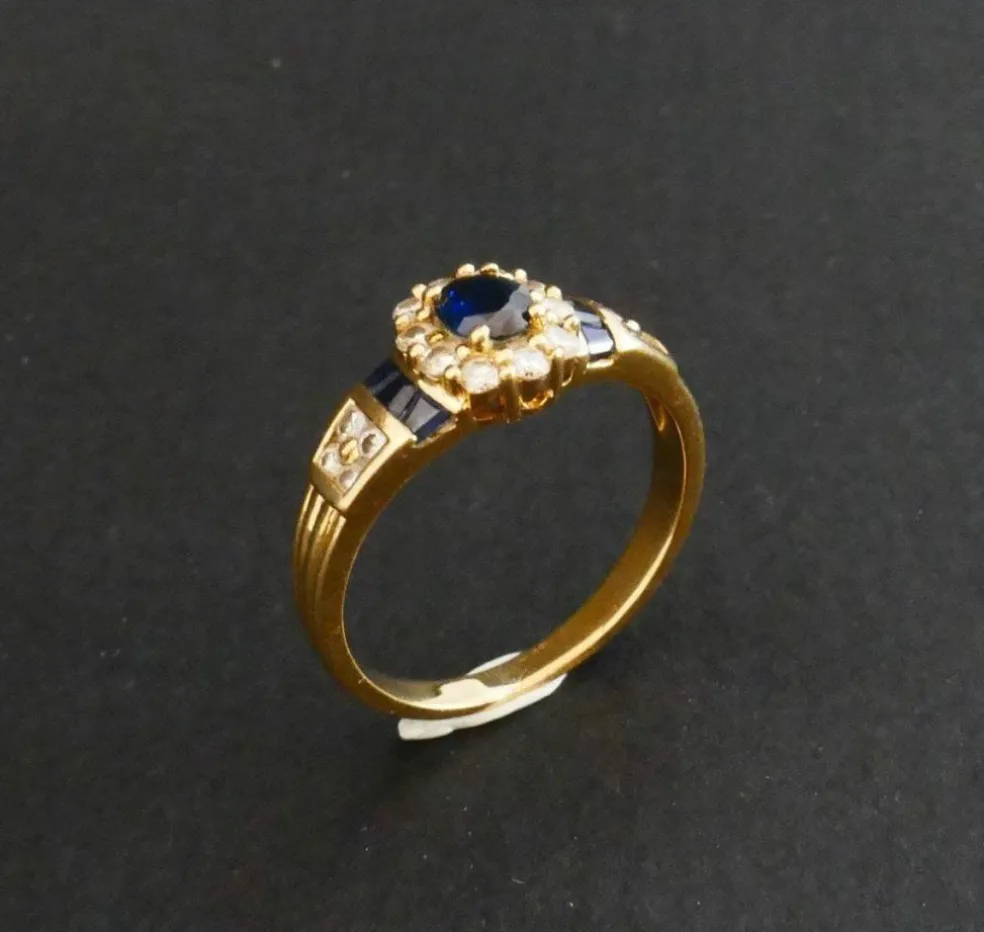 Bague saphir et diamants