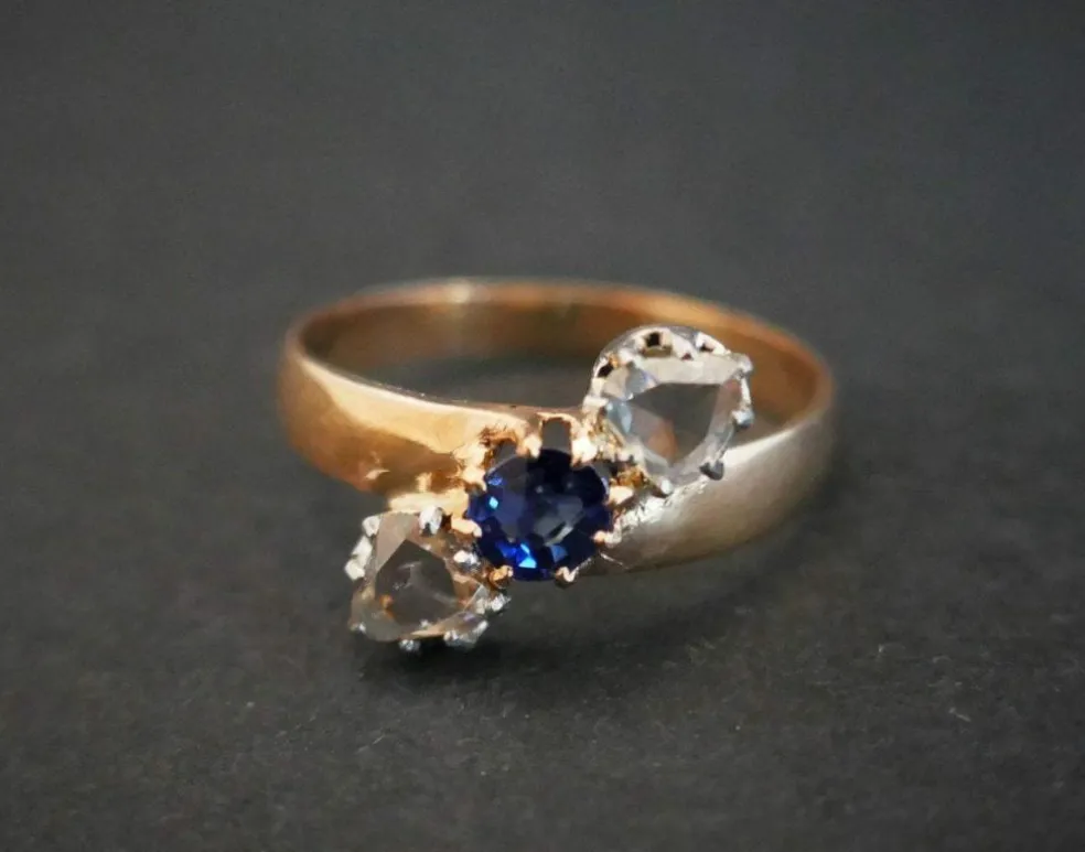 Bague saphir et diamants