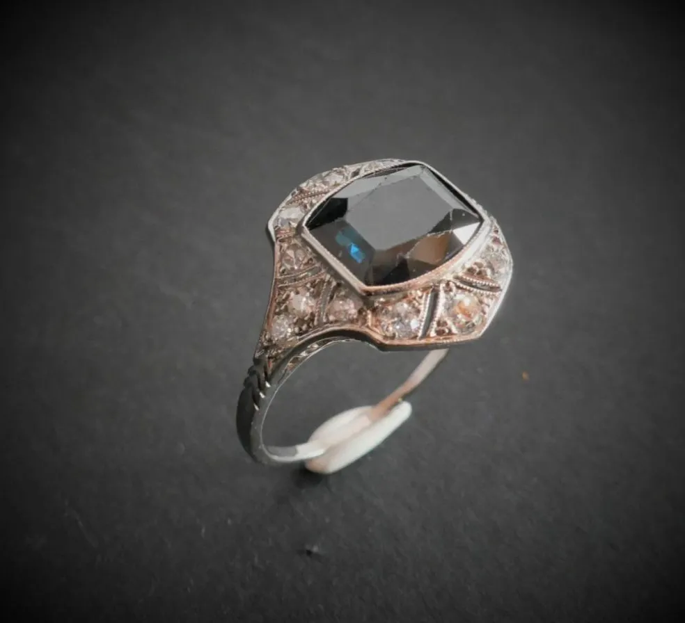 Bague Saphir et Diamants, Monture Platine
