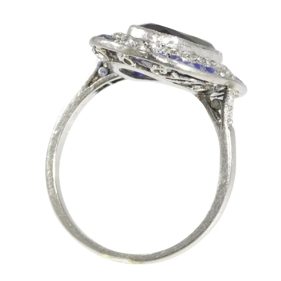 Bague Saphir et Diamants - L'élégance Art Déco Vintage