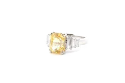 Bague saphir jaune 5,18 cts et diamants