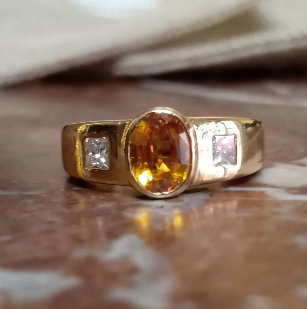 Bague Saphir jaune Diamants