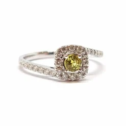 Bague saphir jaune diamants or blanc