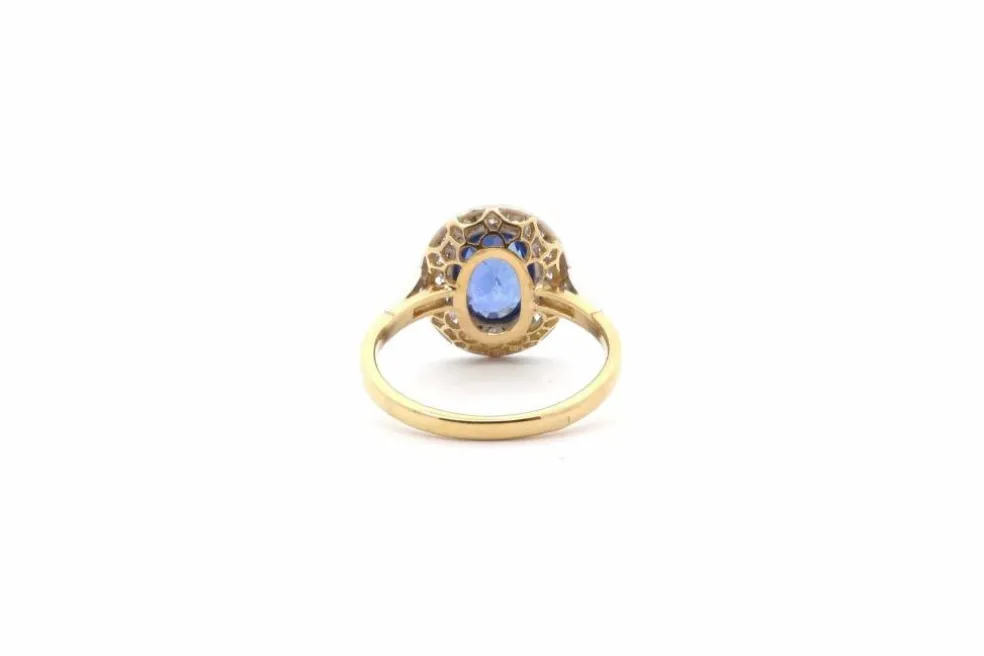 Bague saphir ovale 2,02cts et diamants