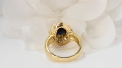 Bague saphir ovale et diamants