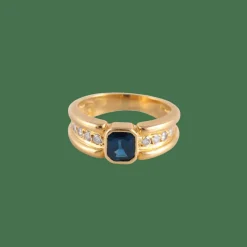 Bague Saphir épaulé de Diamants
