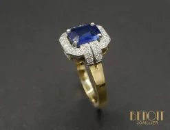 Bague Saphir rectangle pans coupés Style Art Déco