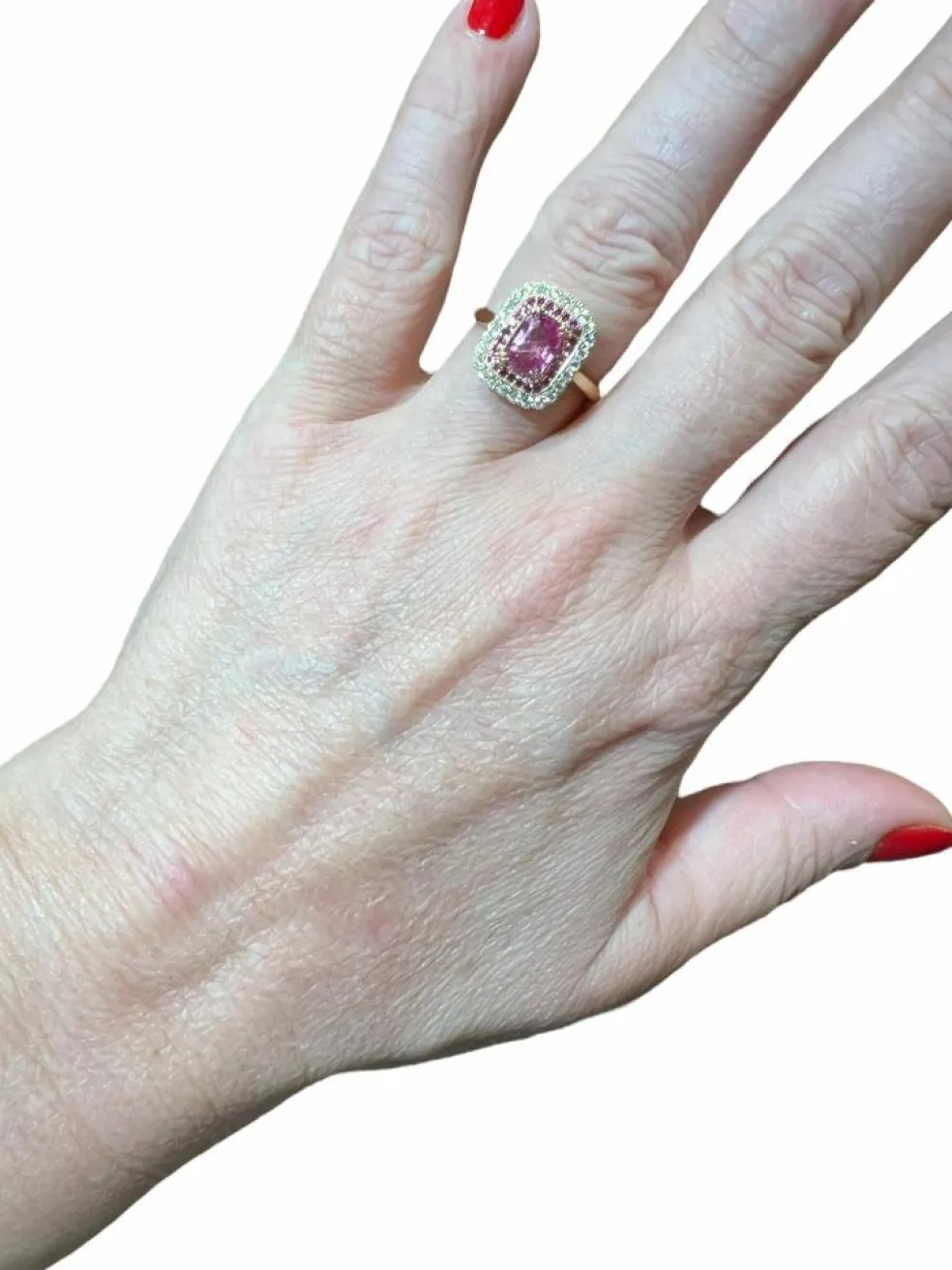 Bague Saphir rose entouré pavage diamants