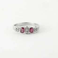 Bague Saphirs roses et éclats de diamants