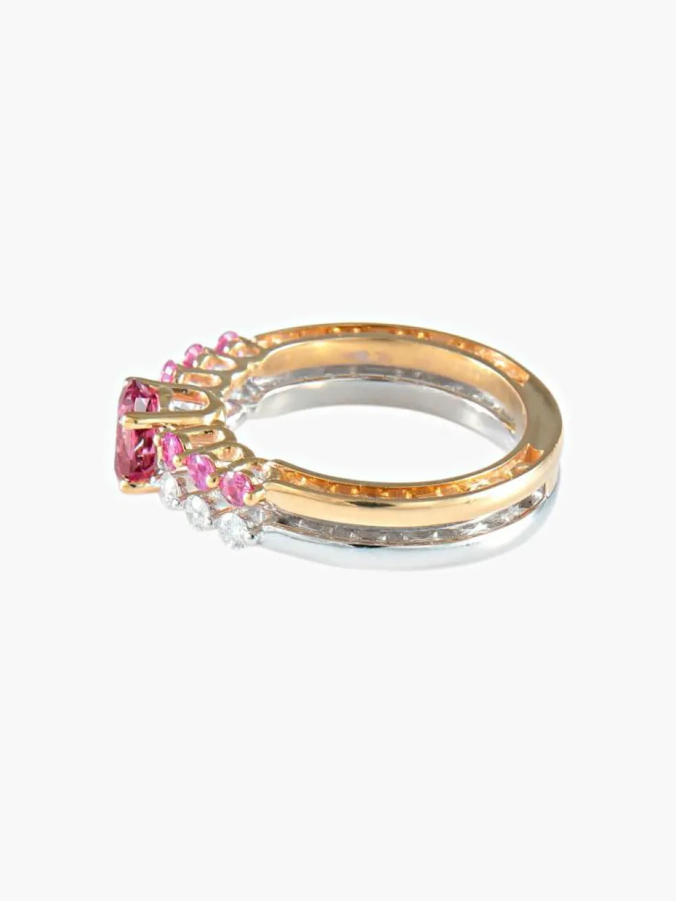 Bague Saphirs roses et Diamants