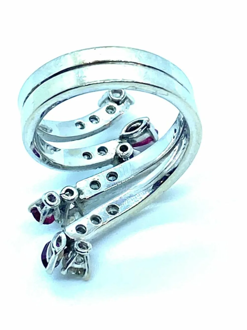 Bague Serpent Or blanc Rubis Diamants