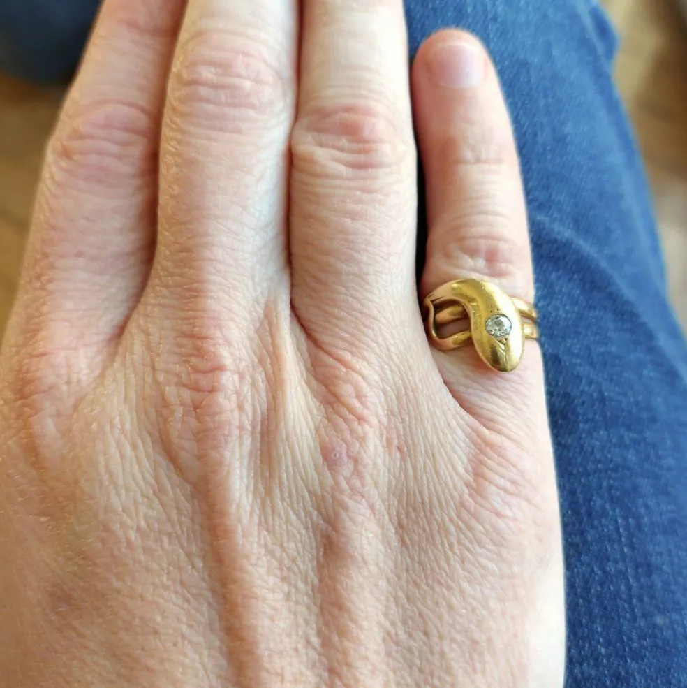 Bague serpent or jaune et diamant