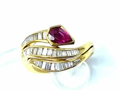 Bague serpent rubis et diamants