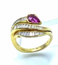 Bague serpent rubis et diamants