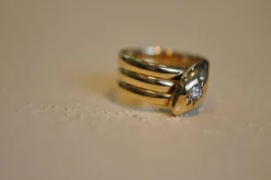 Bague serpent victorienne en or jaune avec diamant