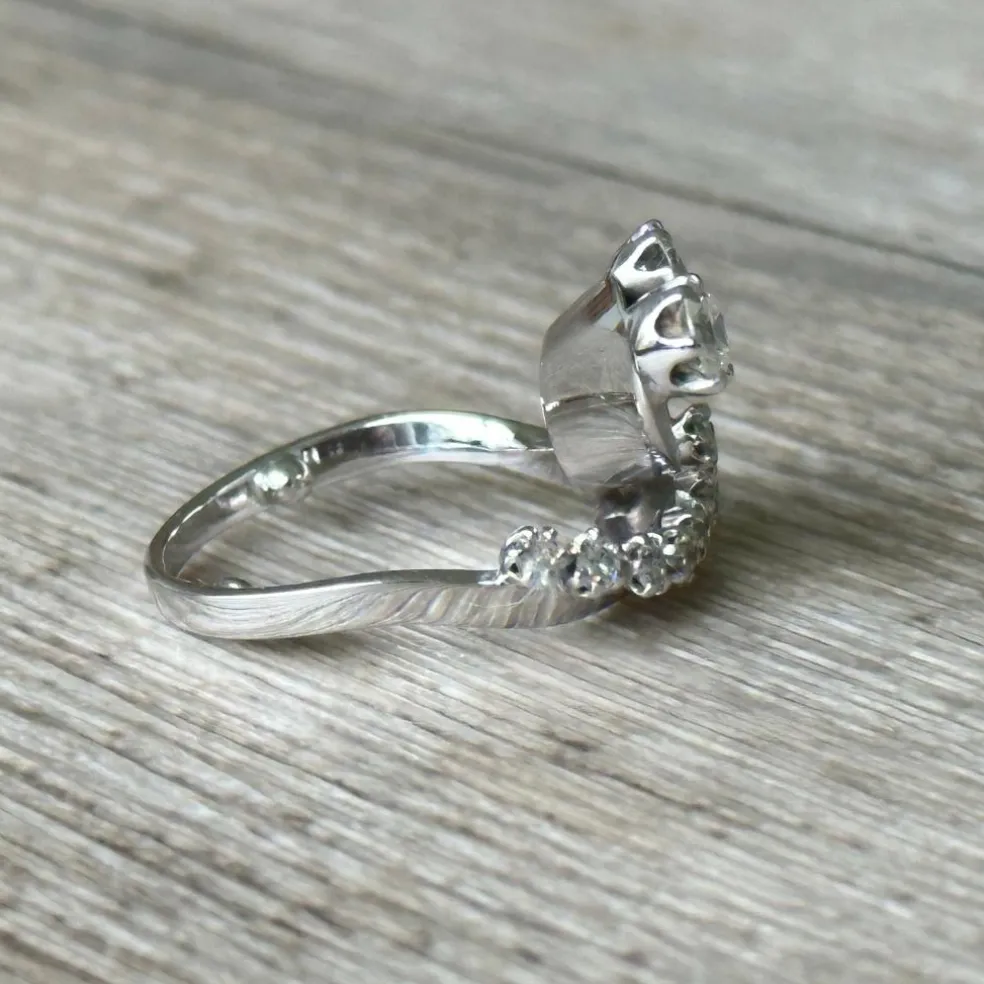 Bague serpentine or blanc diamants