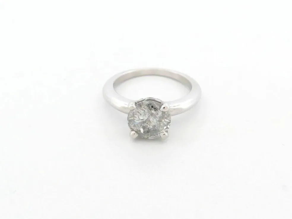 bague sertie d'un diamant solitaire 2ct or blanc 18k 5gr
